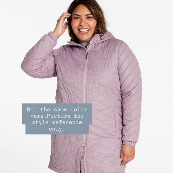 L.L. Bean Women's 2XL Primaloft Coat with Fleece Lining - Picture 10 of 15